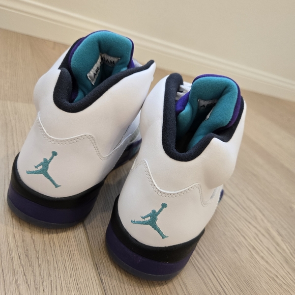 Jordan 5 - Grape - Picture 10 of 12